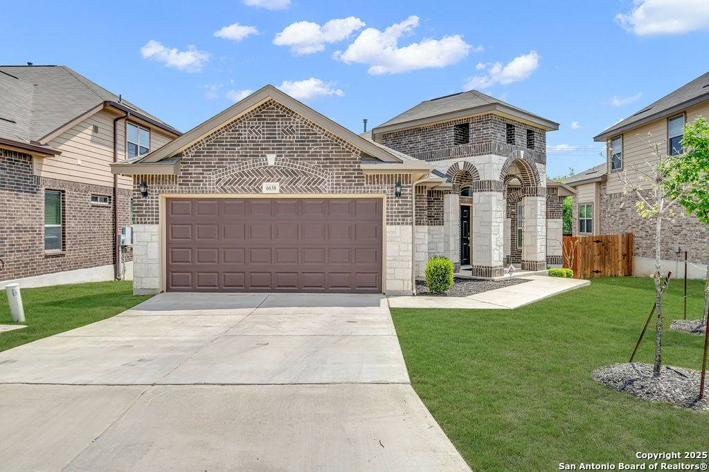 San Antonio, TX 78233,6638 Comanche Post