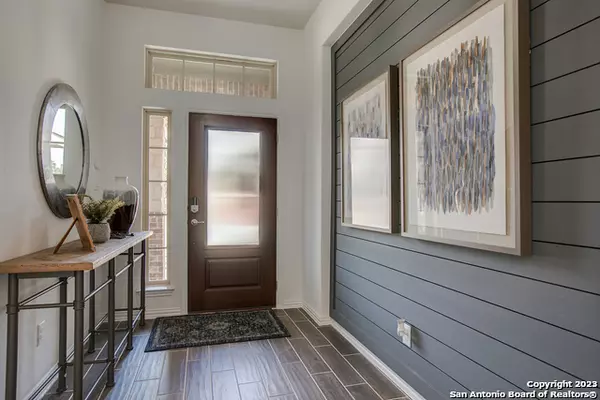 Seguin, TX 78155,8907 Turkey Creek