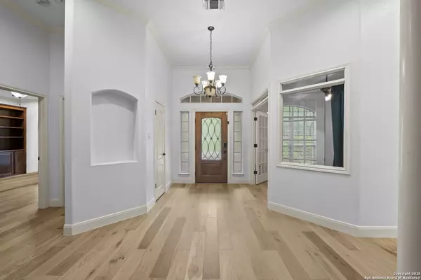 Garden Ridge, TX 78266,9403 Gardenia Bend