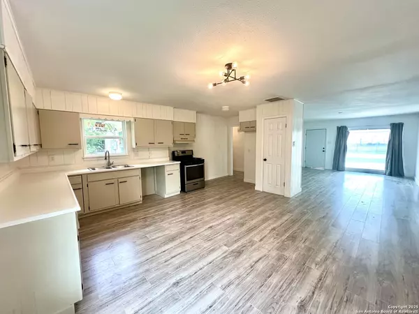 San Antonio, TX 78223,123 Nash