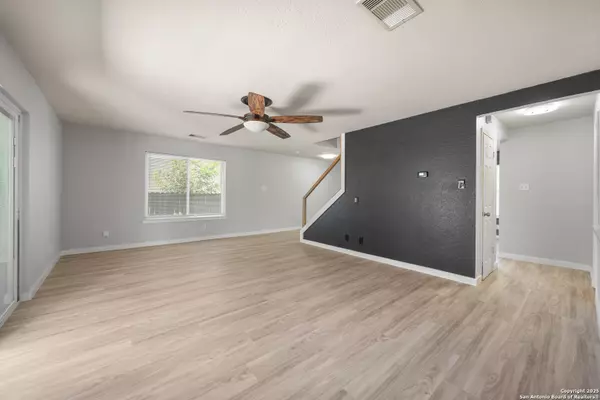 San Antonio, TX 78244,6410 Mineral Bay