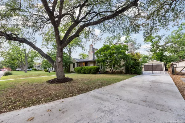 Alamo Heights, TX 78209,129 elmview