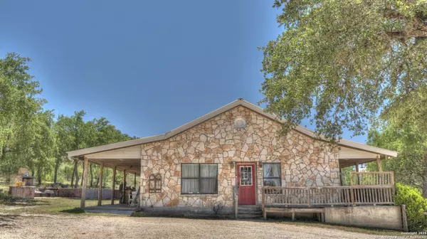 Leakey, TX 78873,121 David Rankin Rd