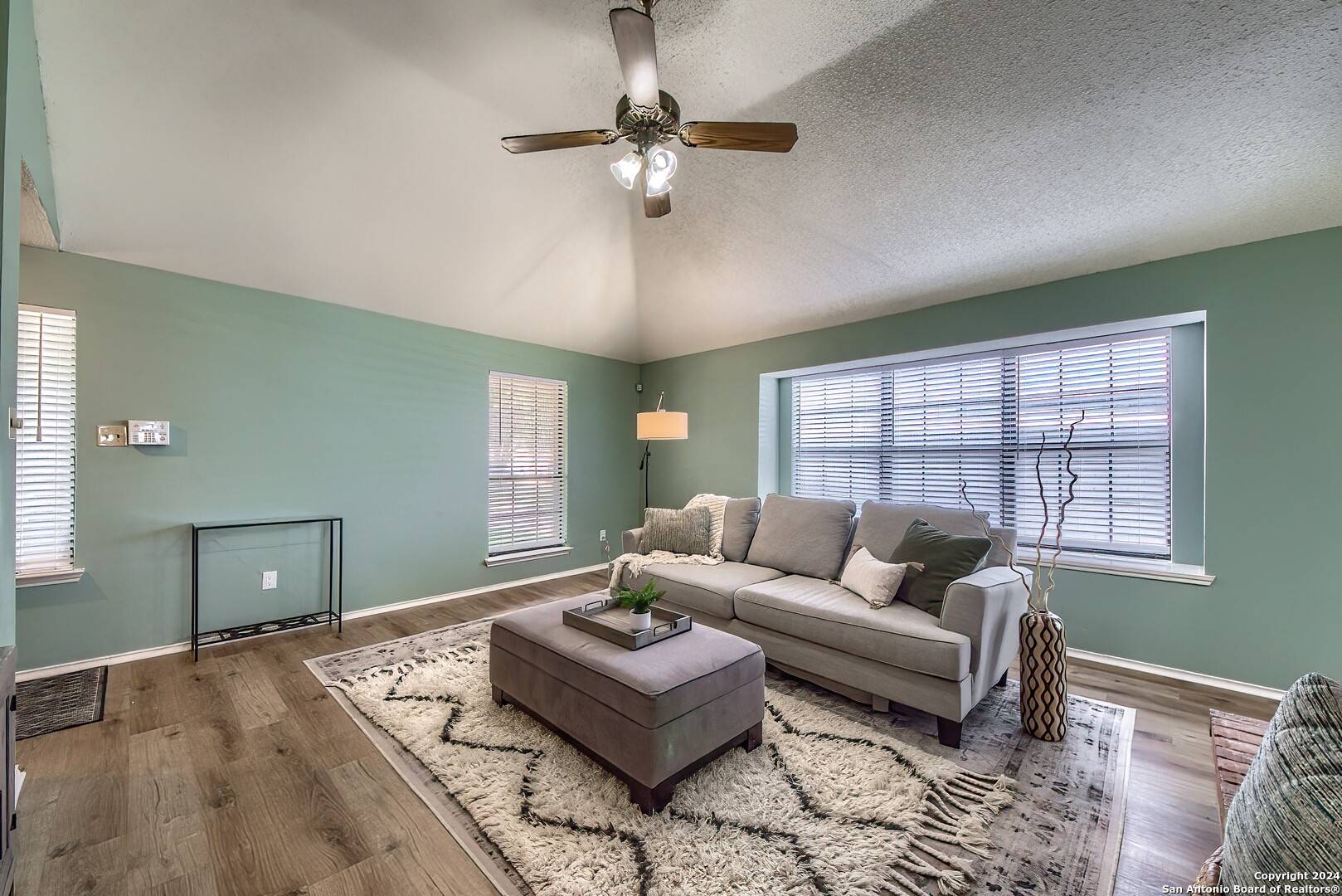 San Antonio, TX 78258-2340,1030 Hedgestone