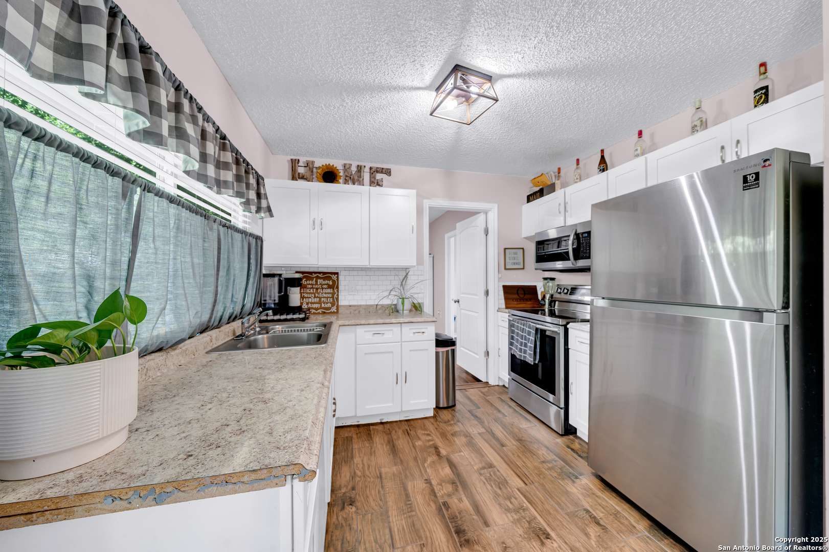 San Antonio, TX 78239,8239 Glen Lark