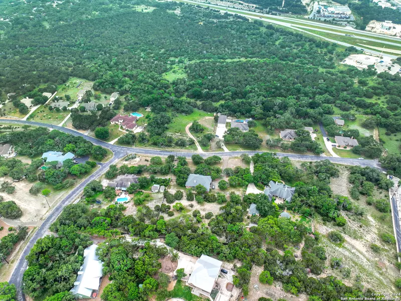 173 Berry Oaks, Bulverde, TX 78163