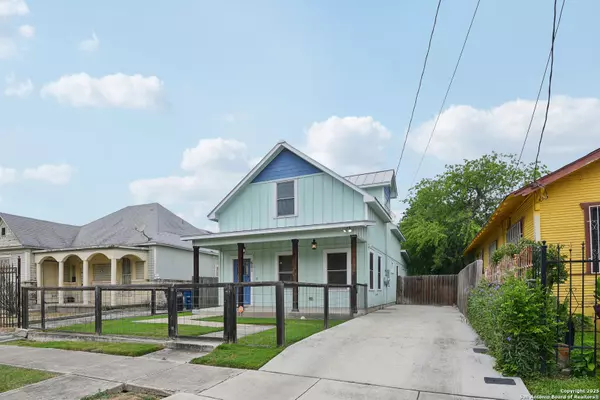 San Antonio, TX 78202,621 Center St.