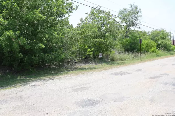San Antonio, TX 78253,1015 County Road 3822