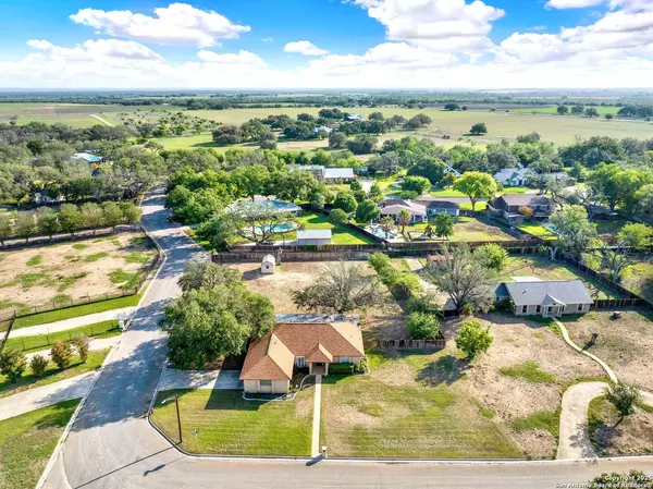 Hondo, TX 78861,1314 Acorn