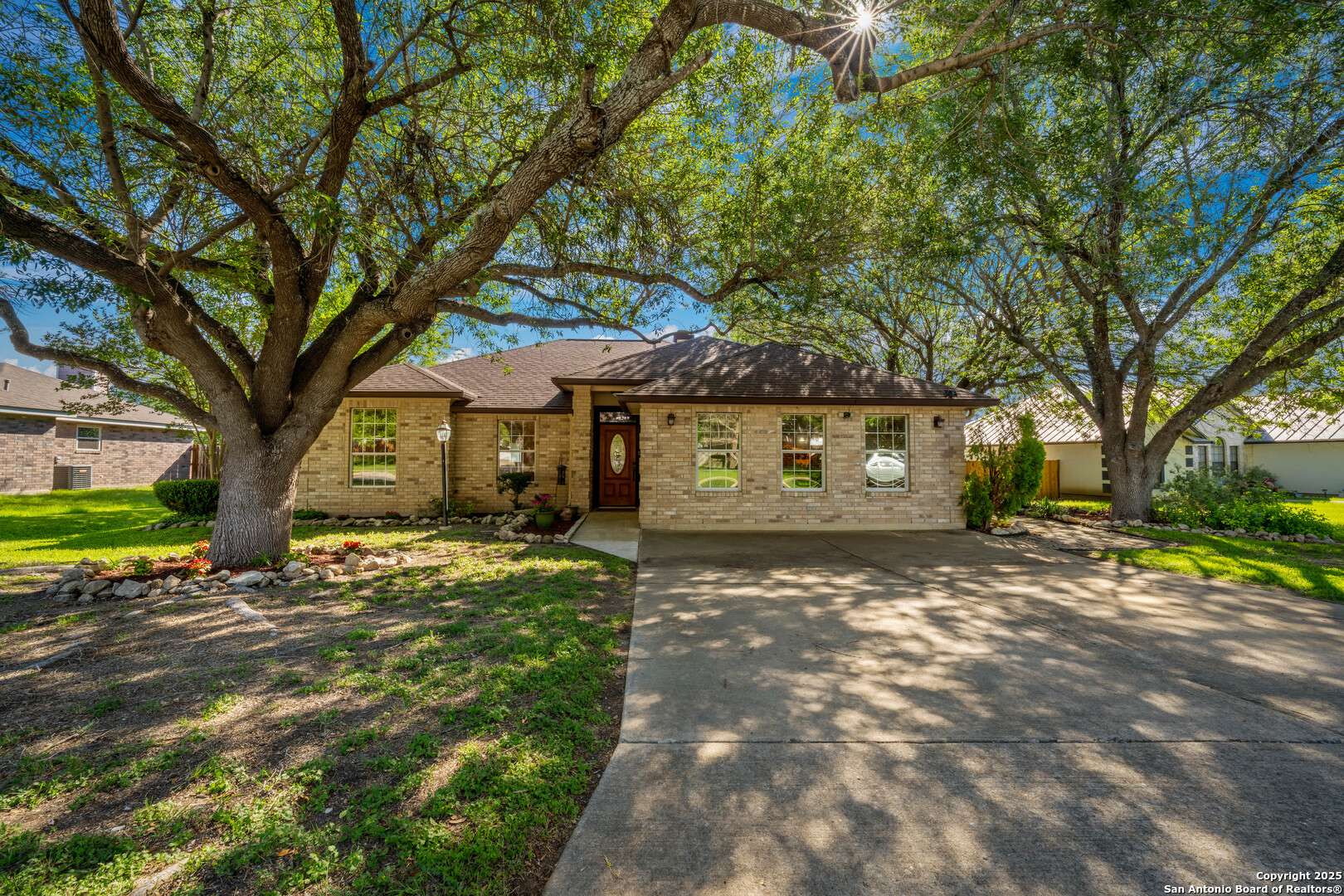 Castroville, TX 78009,103 River Meadow