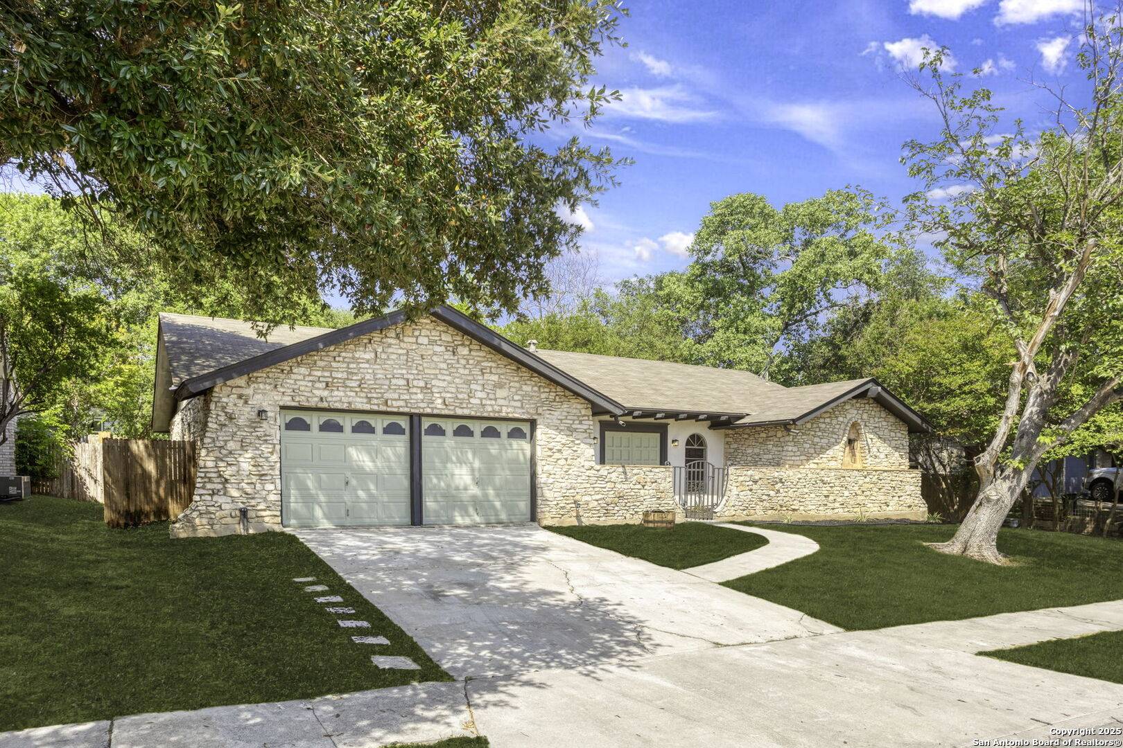 San Antonio, TX 78240,6015 Forest Ridge