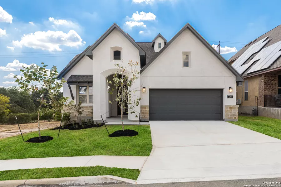 130 Gallant Fox, Castroville, TX 78009