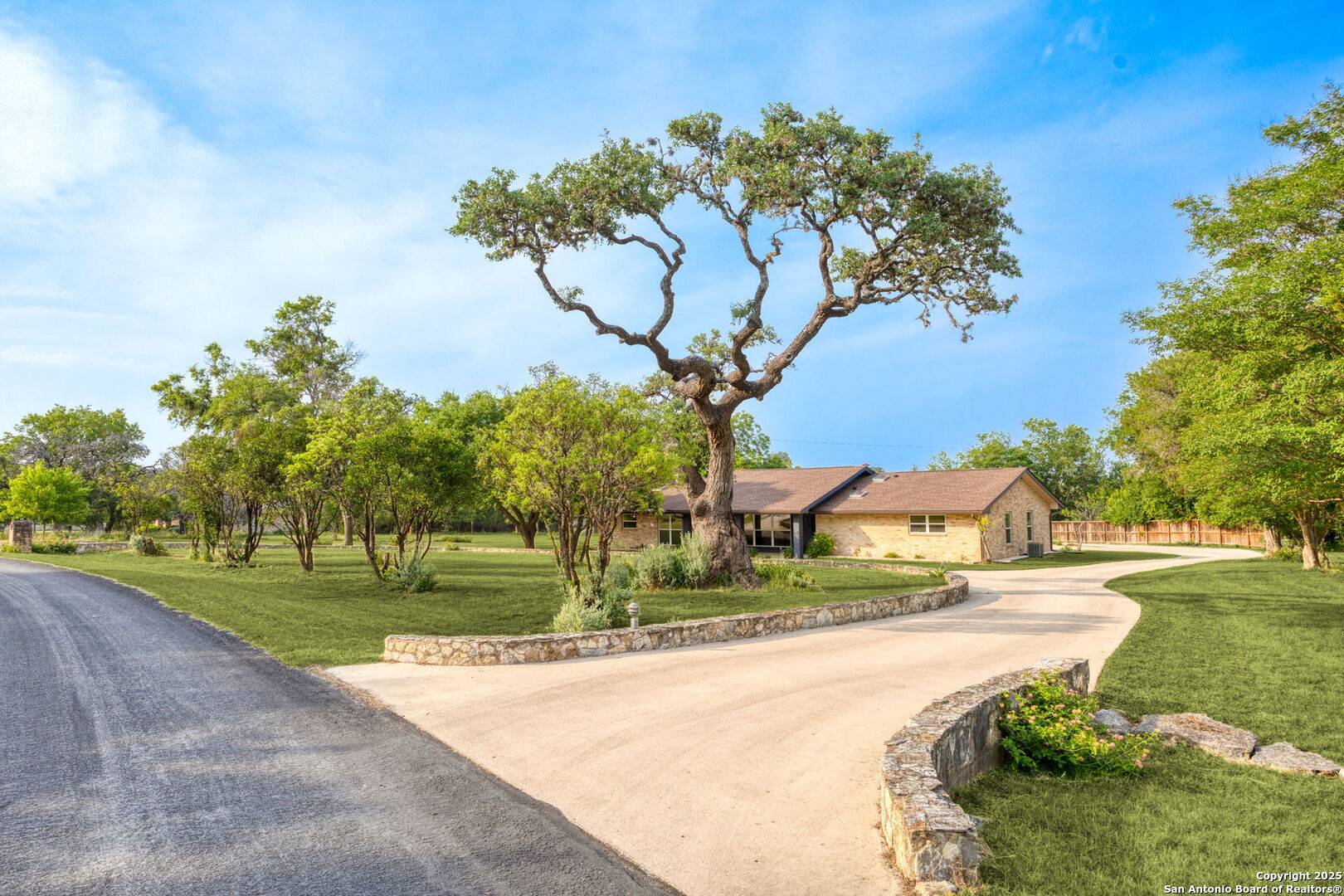 Boerne, TX 78015,8645 Noble Lark