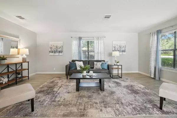 San Antonio, TX 78230,2218 Newoak