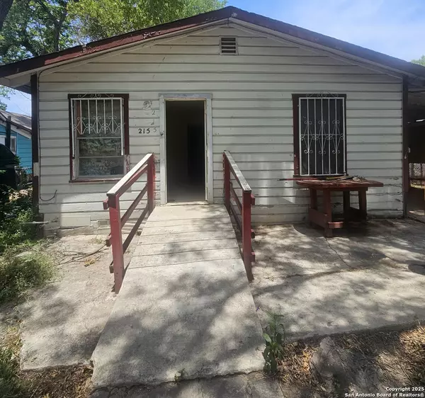 215 Monclova, San Antonio, TX 78207
