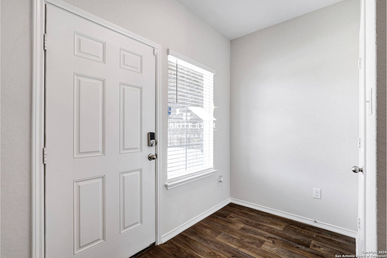 San Antonio, TX 78253,5214 scoria