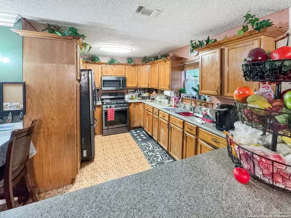 San Antonio, TX 78237,602 HORTENCIA AVE