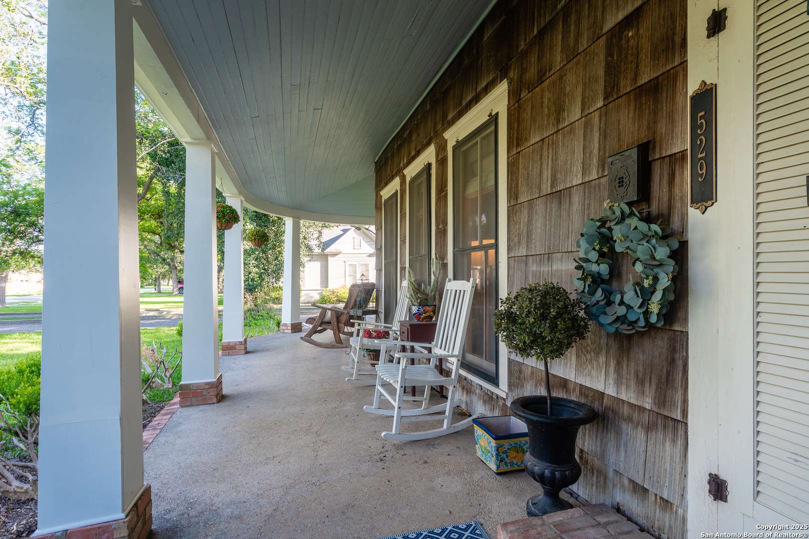 Uvalde, TX 78801,529 High