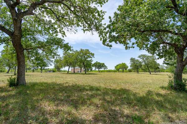 235 Acorn, Lockhart, TX 78644