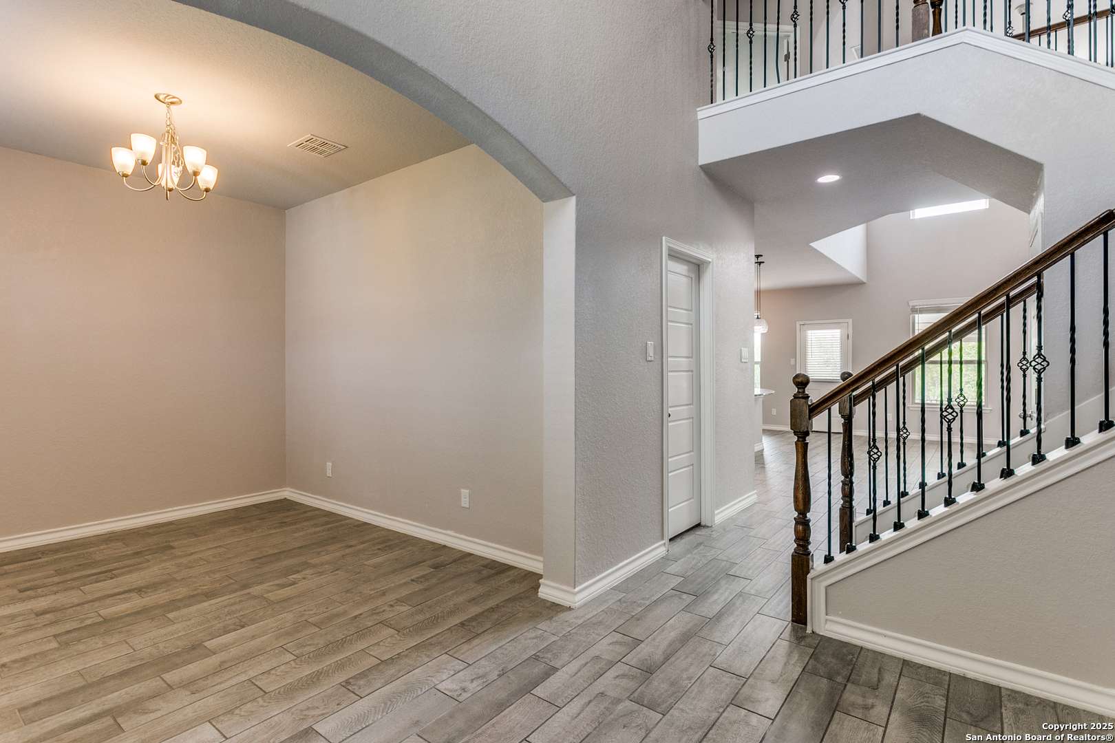 Cibolo, TX 78108,617 Saddle