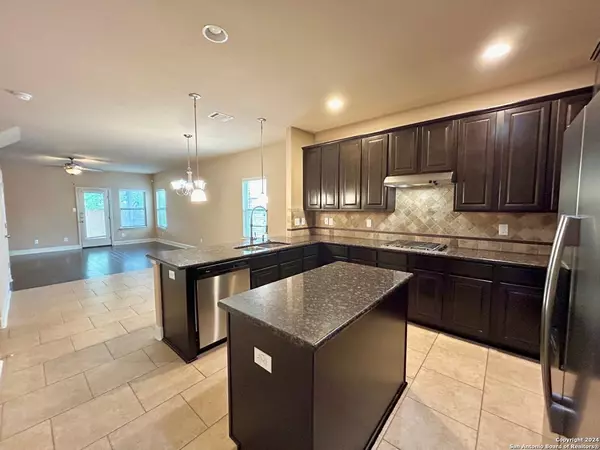 San Antonio, TX 78254,7622 Ruger Ranch