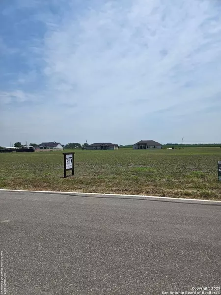 215 Double Creek, Seguin, TX 78155