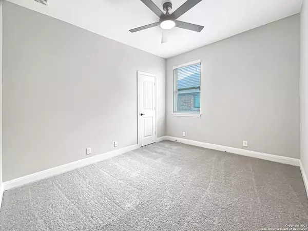 New Braunfels, TX 78130,1627 Sun Canyon