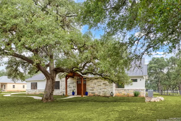 Bandera, TX 78003,1133 Horseshoe Falls