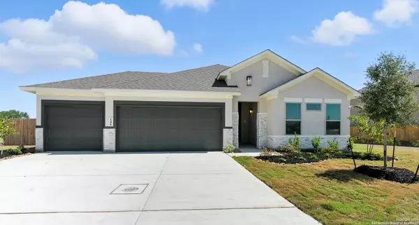 Castroville, TX 78009,146 Mountain Oak