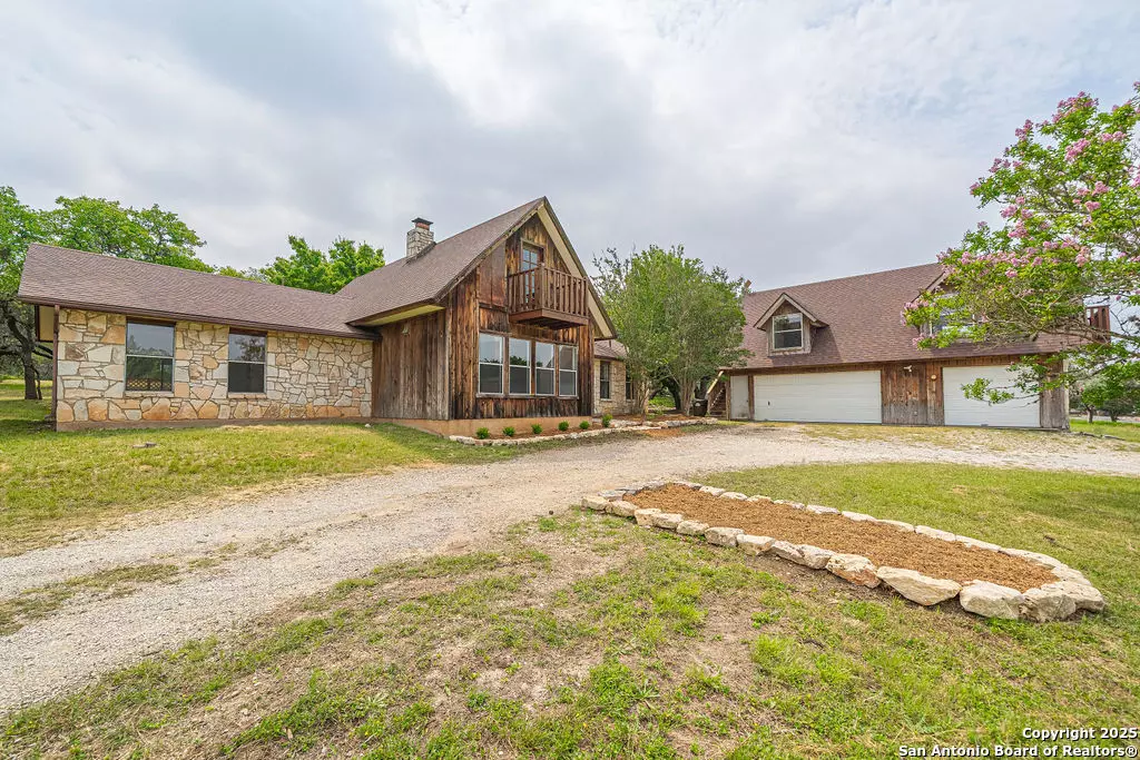 Boerne, TX 78006,1 Carolyn Lane