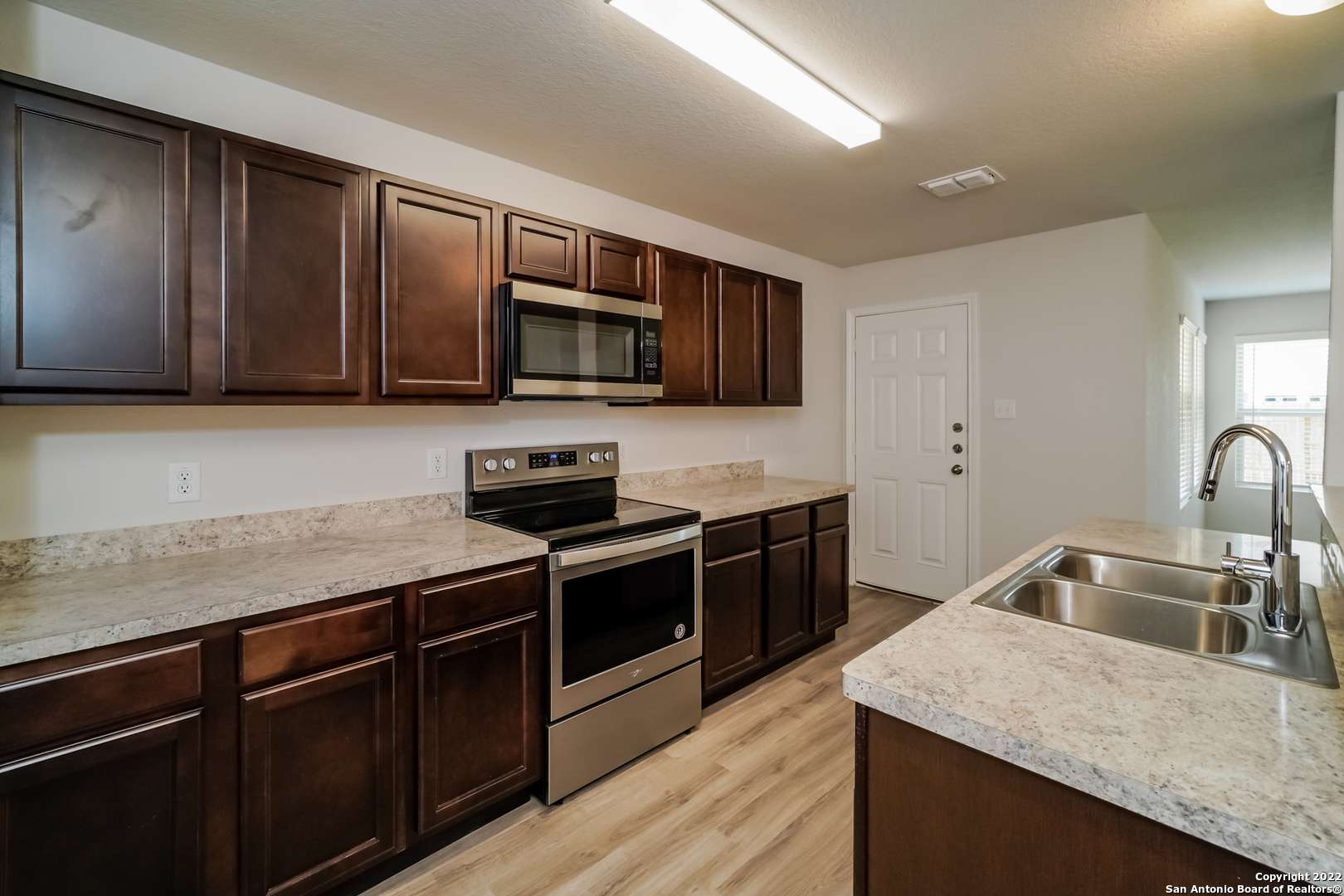 San Antonio, TX 78223,5114 Jade Crossing