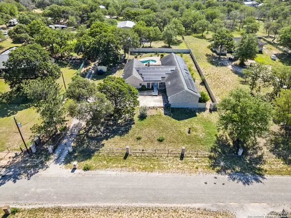 Adkins, TX 78101,819 Evening Shade