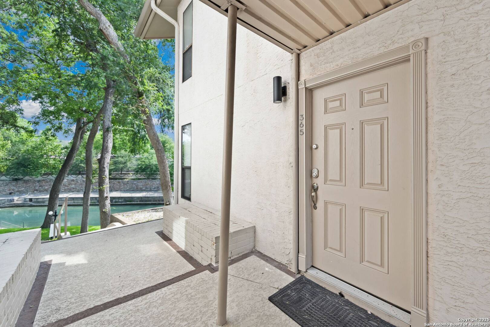 New Braunfels, TX 78130,365 Gilbert UNIT # 365