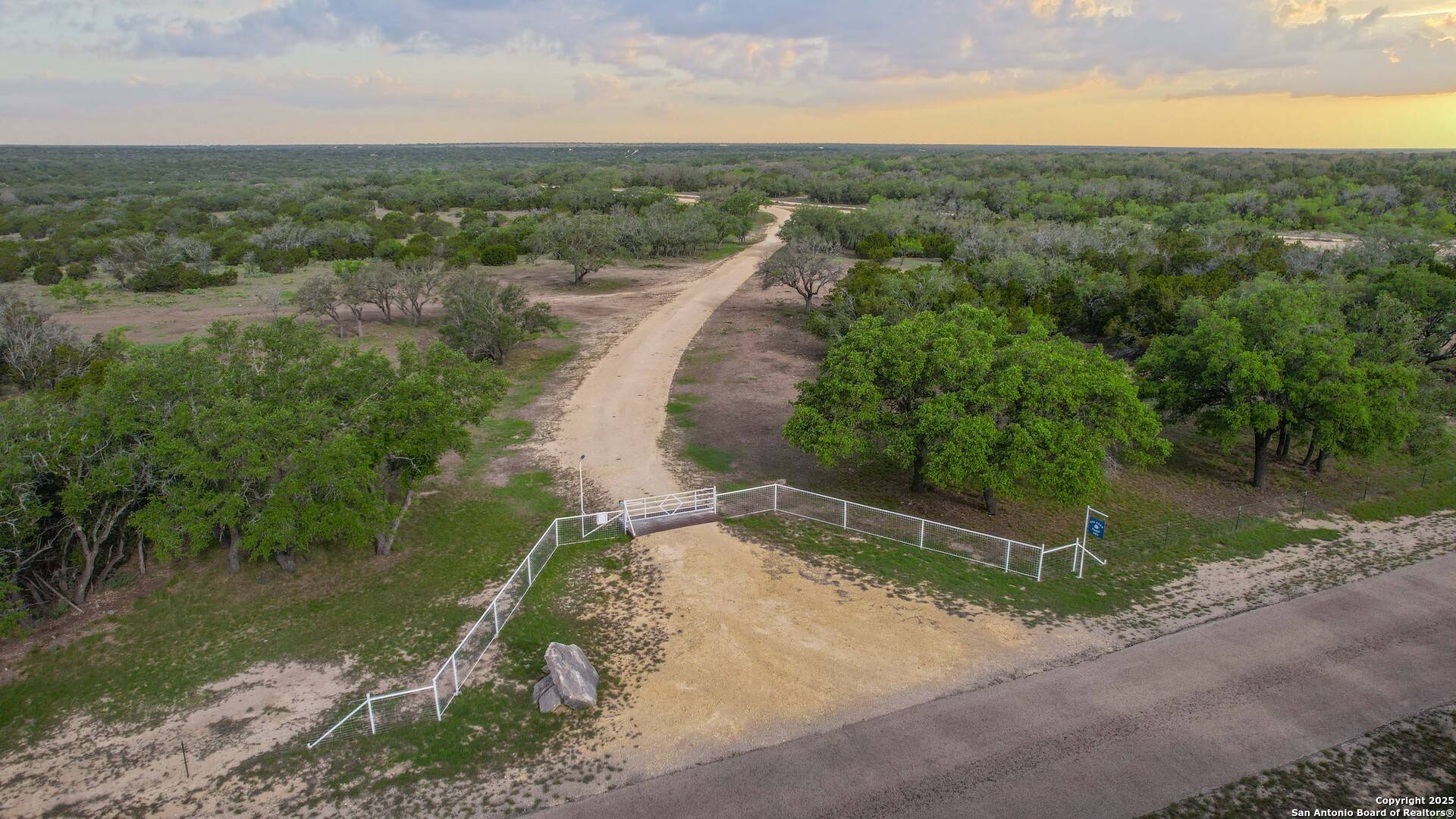 7484 Sutton County Road 314, Sonora, TX 76950