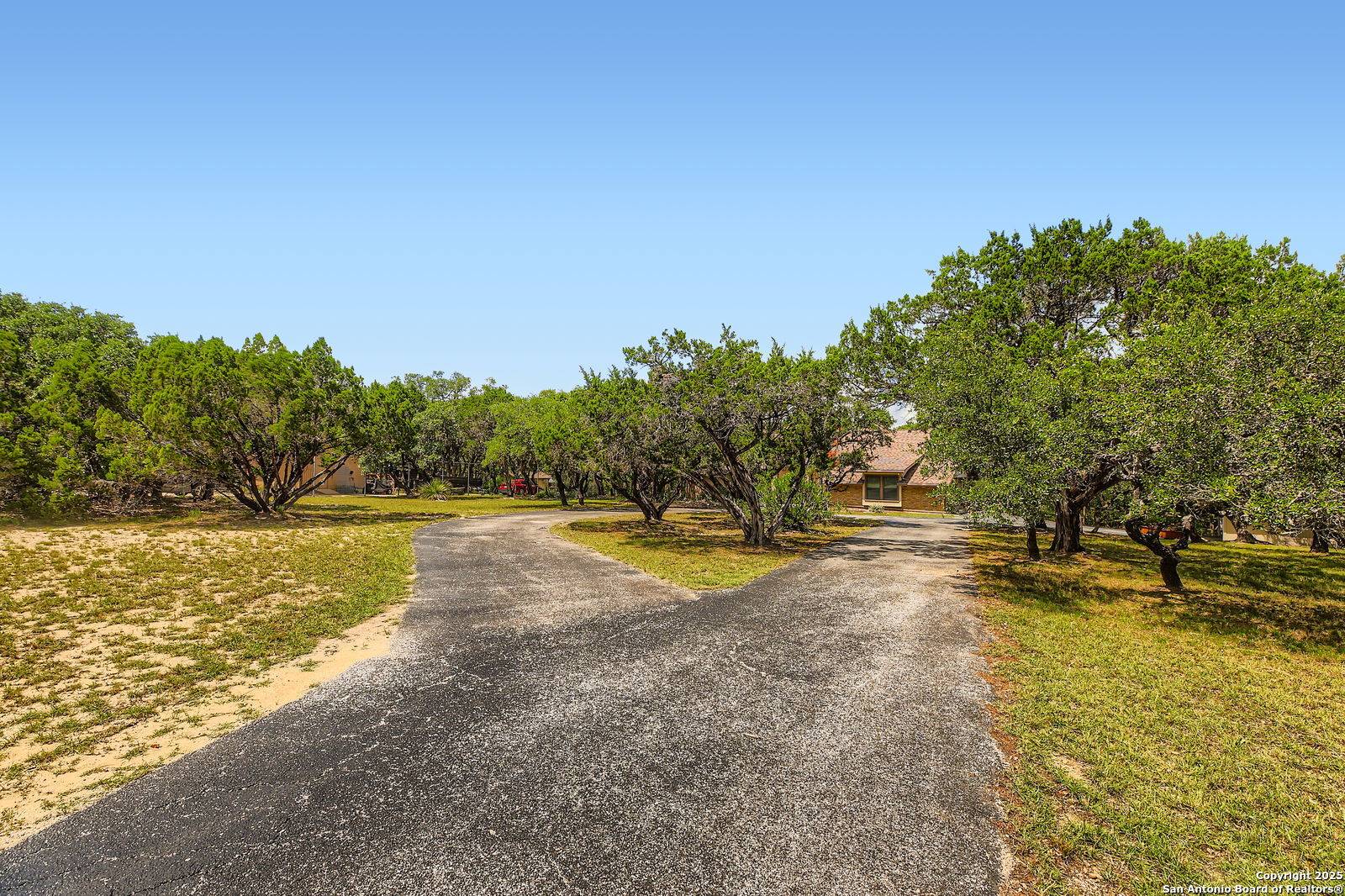 Boerne, TX 78006,9118 Fox Briar