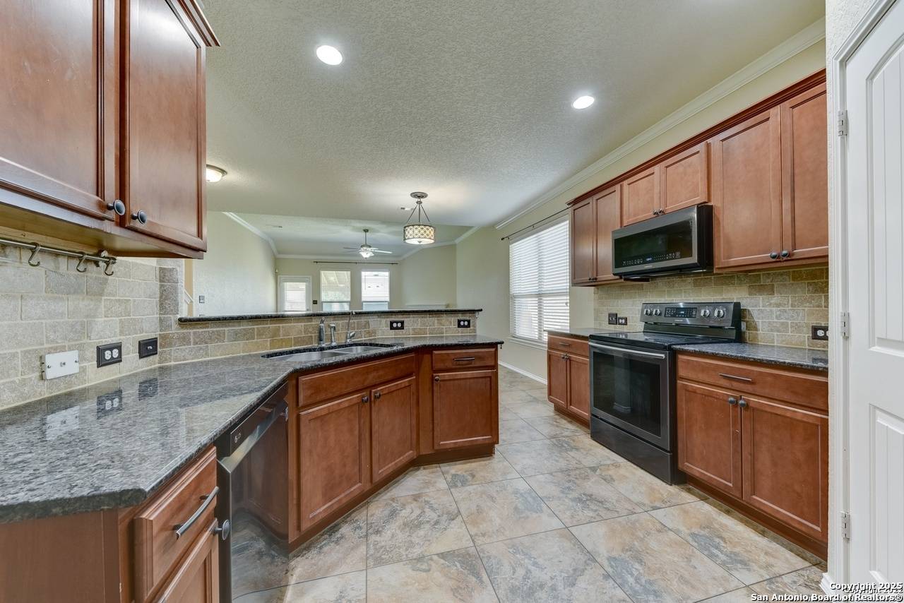 Cibolo, TX 78108,373 Prickly Pear
