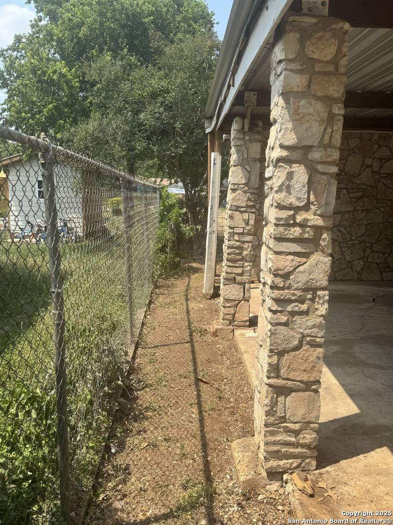 San Antonio, TX 78223,3711 Southport