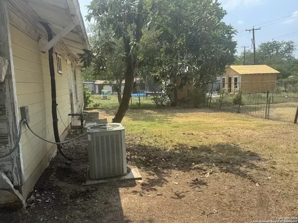 San Antonio, TX 78223,3711 Southport