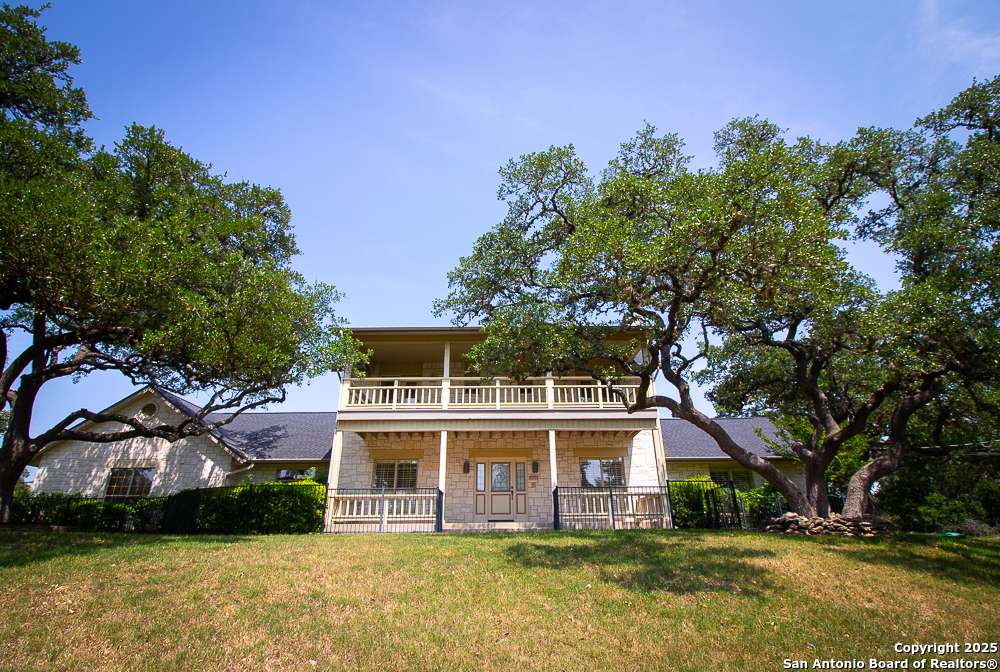 Boerne, TX 78015-4622,8333 TRIPLE CROWN