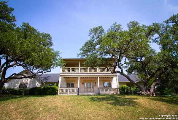 Boerne, TX 78015-4622,8333 TRIPLE CROWN