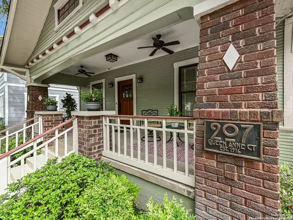 San Antonio, TX 78209,207 Queen Anne