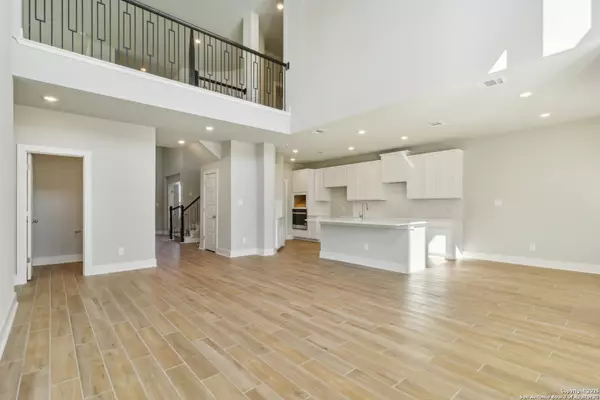 Boerne, TX 78006,29406 Angelfish Blvd