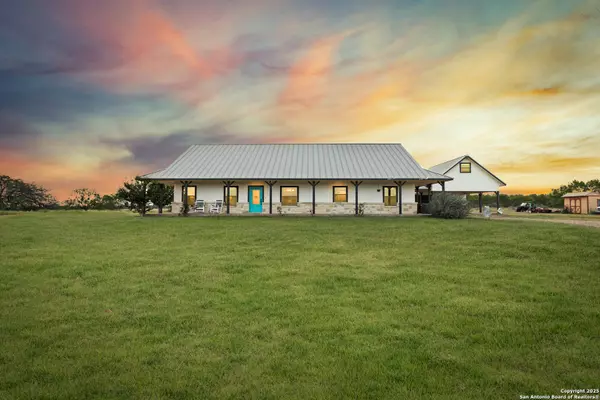 4355 State Highway 16, Jourdanton, TX 78026
