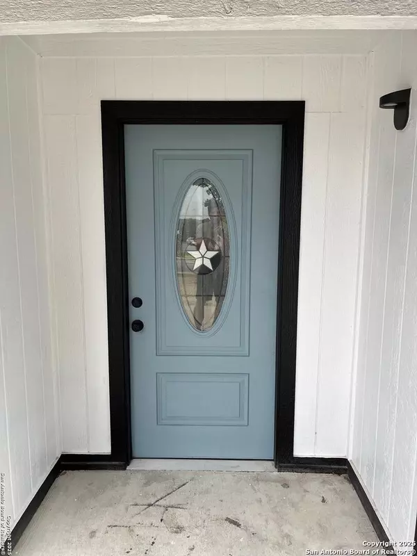 San Antonio, TX 78242,8901 Bowline