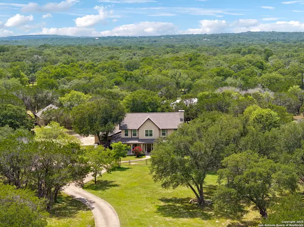 450 Georg Oaks, Bulverde, TX 78163