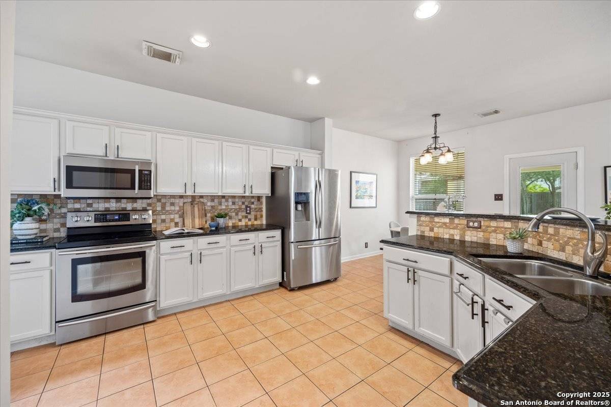 San Antonio, TX 78251,2530 Lakehills