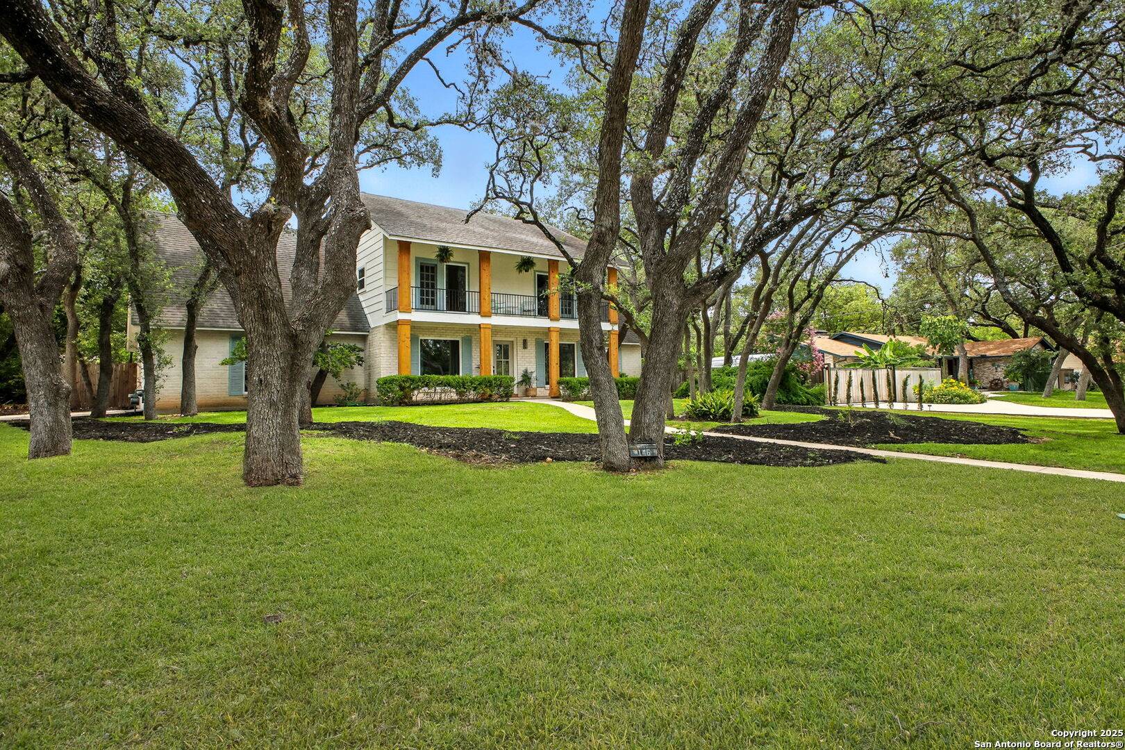 Hollywood Park, TX 78232,146 Canyon Oaks