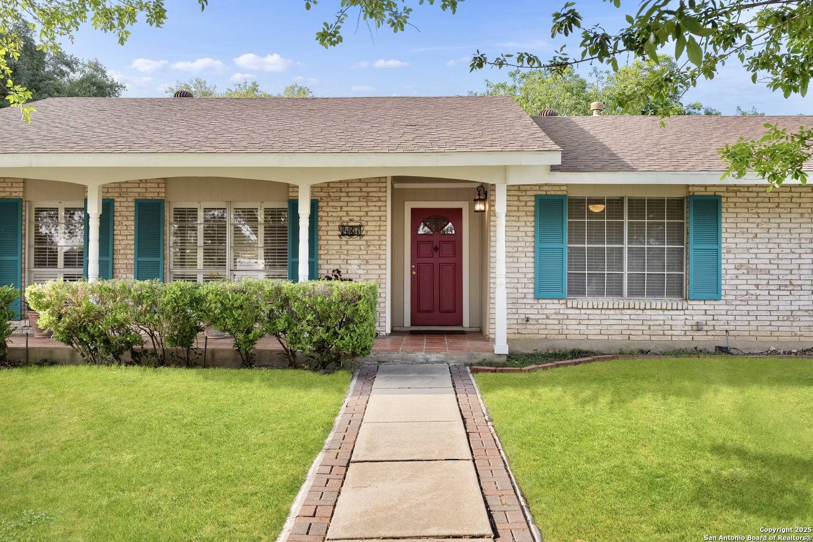 Windcrest, TX 78239,437 Spaceway Dr.