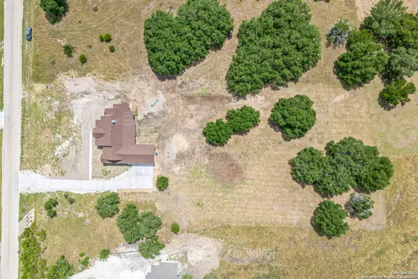 Bandera, TX 78003,811 Horseshoe Falls