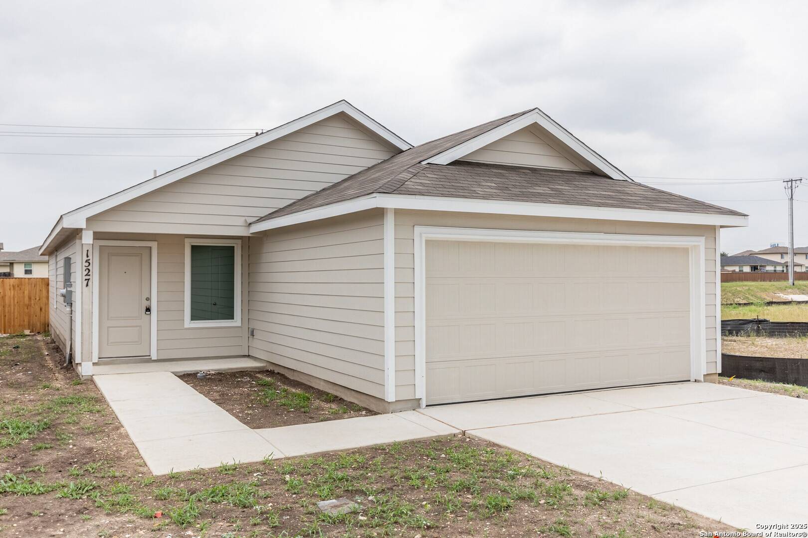 New Braunfels, TX 78130,1527 silver